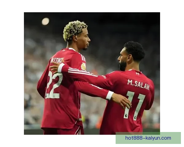 伊萨克训练方式受关注，表现稳健引发球迷期待