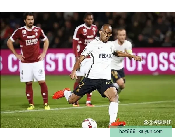 哥伦比亚队体能表现稳健，近期赛事跑动数据持续提升