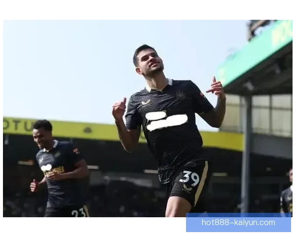 伊萨克在纽卡斯尔的角色持续提升，进攻端表现稳健健